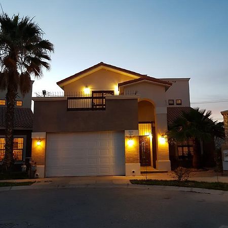 Villa Residencia A 100 Mts Del Consulado Ciudad Juárez Esterno foto