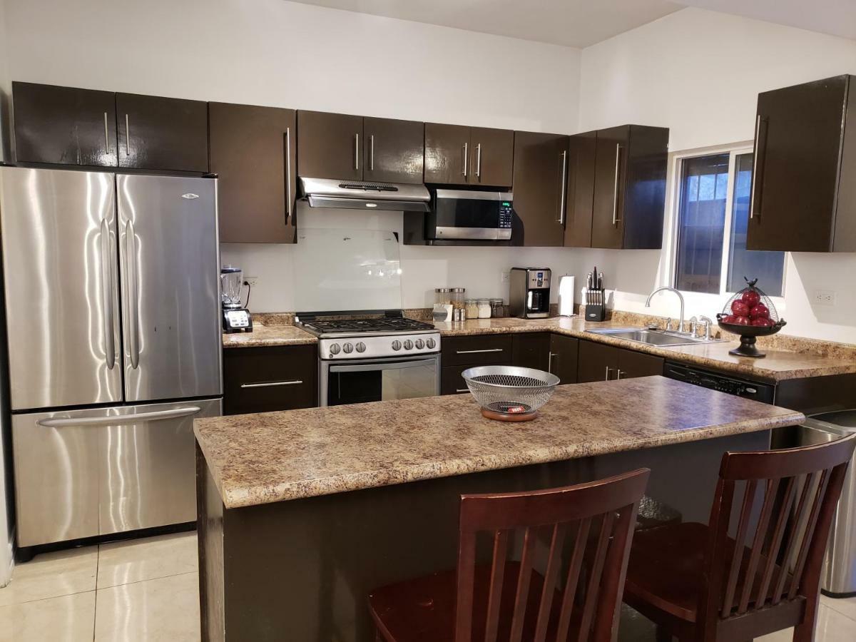 Villa Residencia A 100 Mts Del Consulado Ciudad Juárez Esterno foto